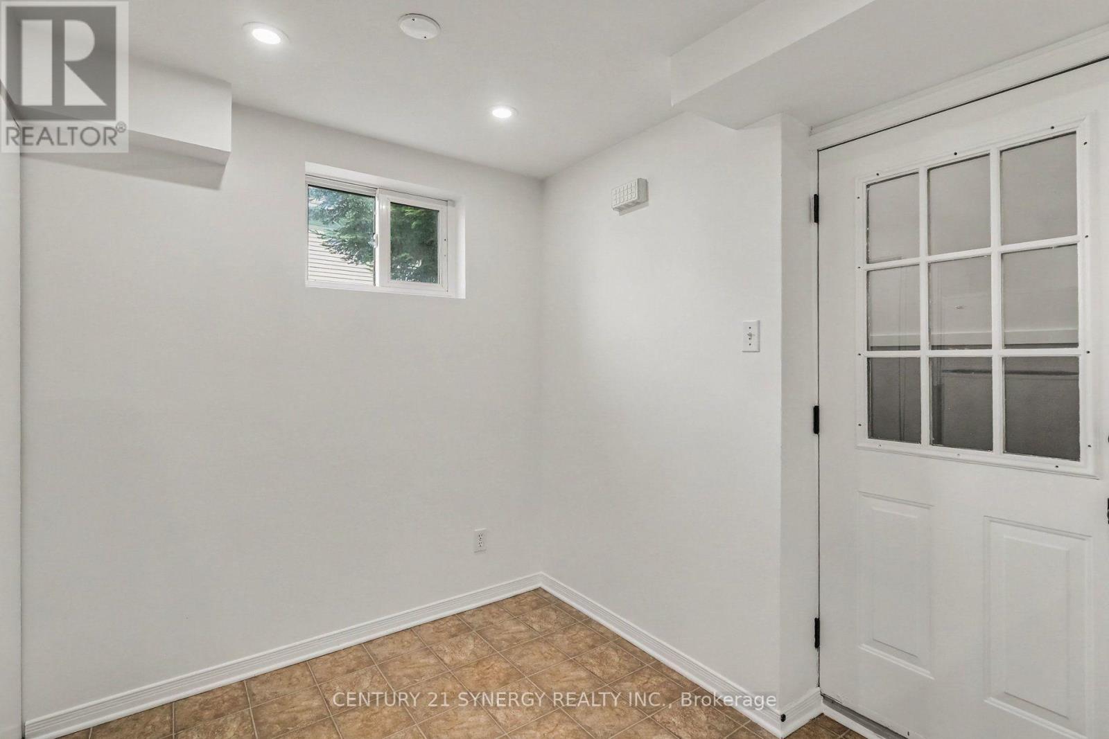 436 YVES STREET - Image 30