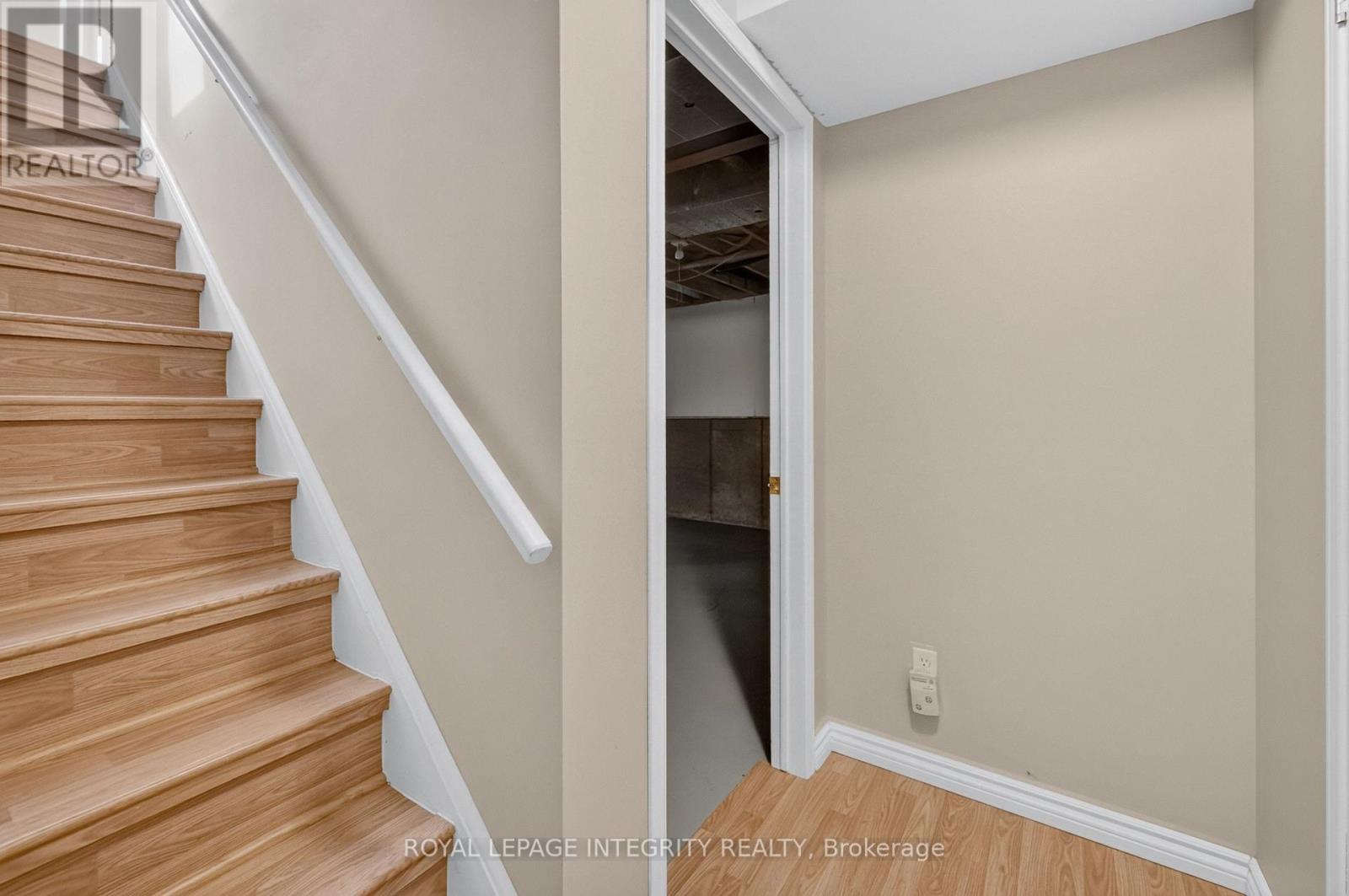 3 Bed, 2 Bath House for Sale in Ottawa – 1883 DES PRAIRIES AVENUE, Ottawa – MLS# X13667084 - Image 31