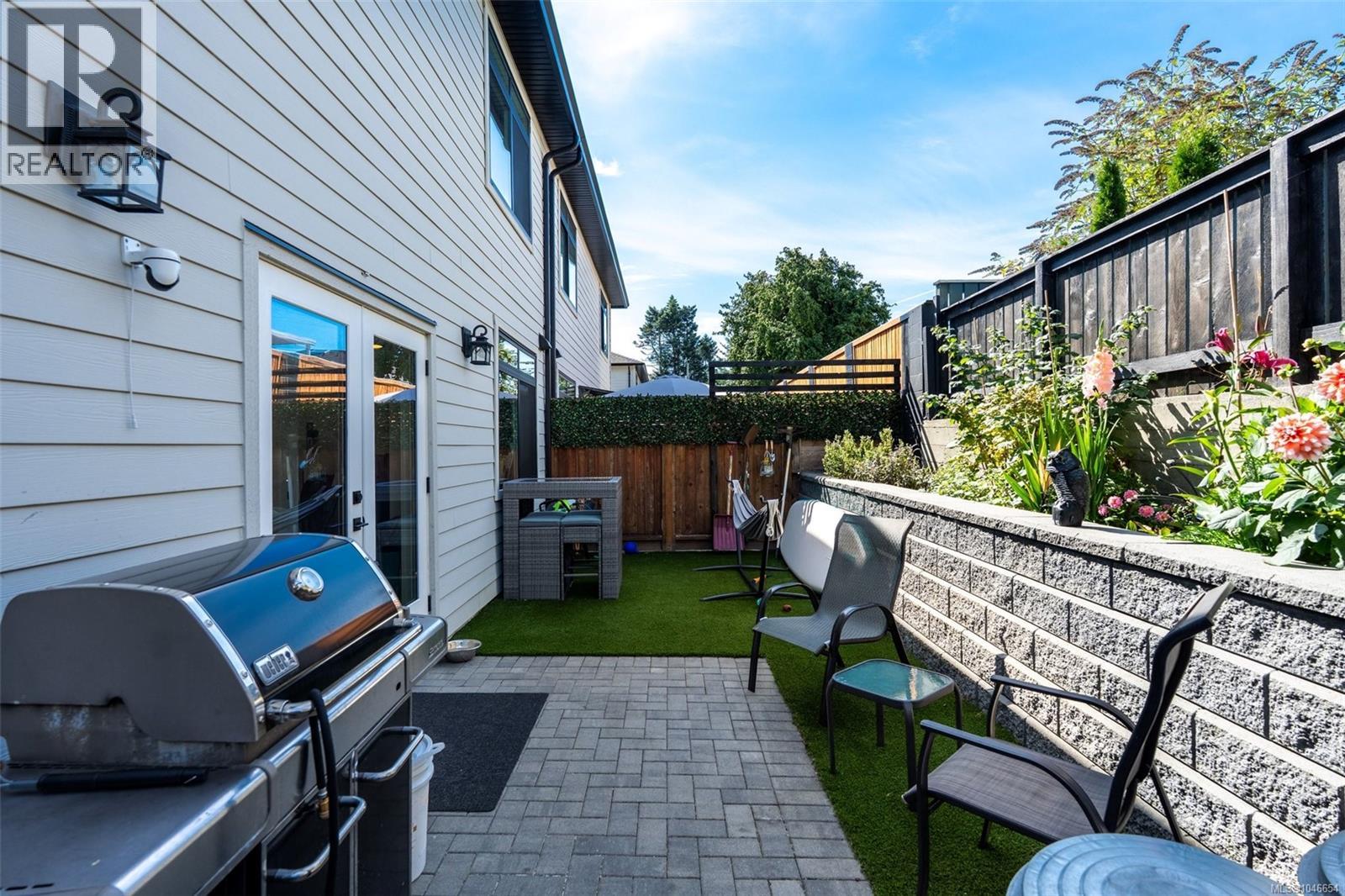 2078 Camden Pl - Image 14