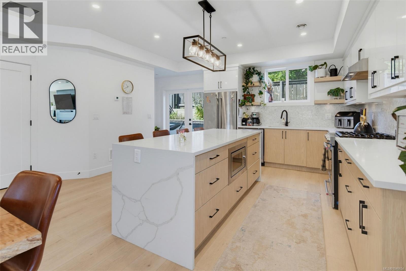 2078 Camden Pl - Image 18