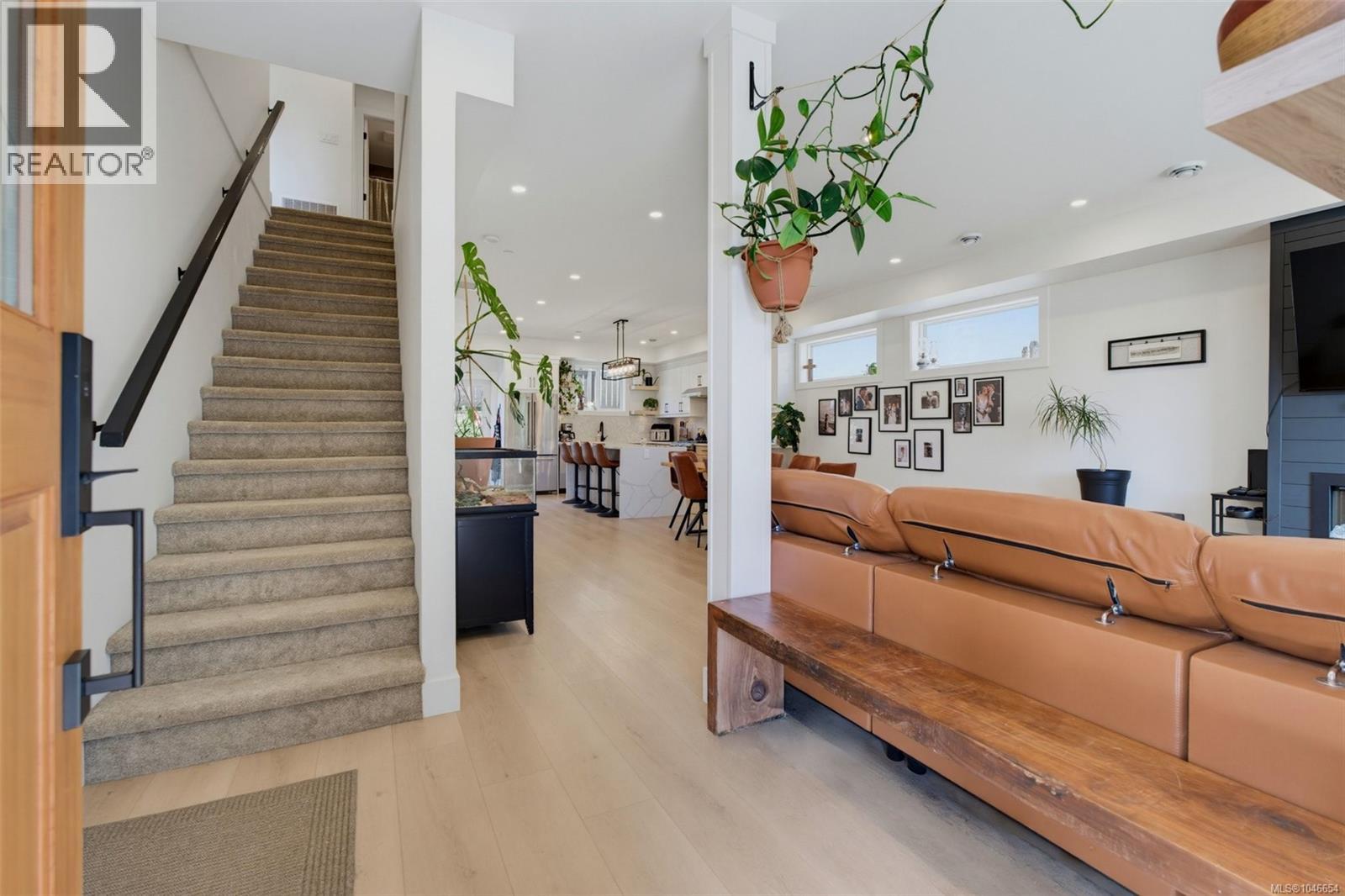 2078 Camden Pl - Image 4