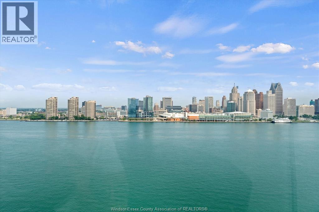#1608 515 RIVERSIDE DRIVE West - 16