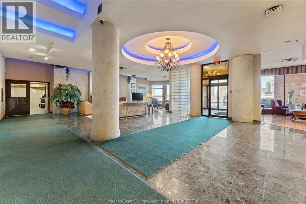 #1608 515 RIVERSIDE DRIVE West - 3