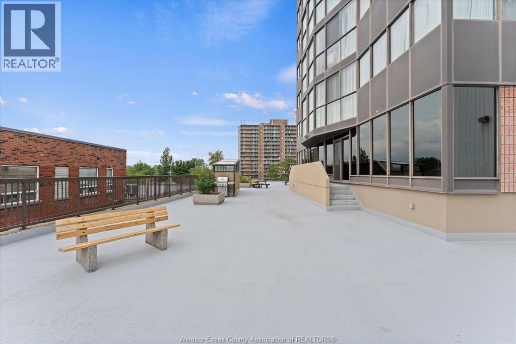 #1608 515 RIVERSIDE DRIVE West - 31