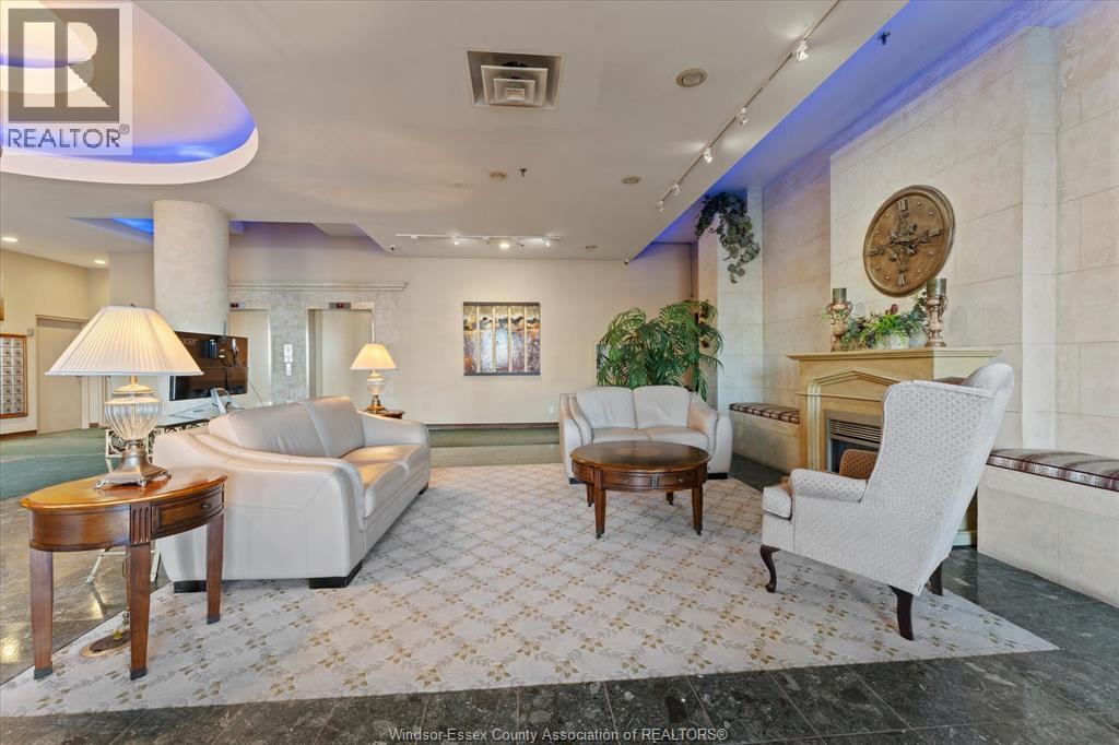 #1608 515 RIVERSIDE DRIVE West - 4