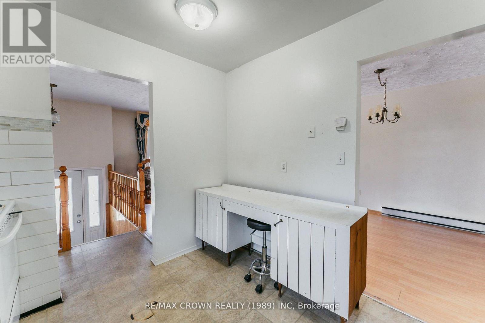 307 MCKENZIE AVENUE - Image 38