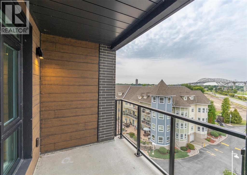 1540 VENETIAN Unit 610 photo 3