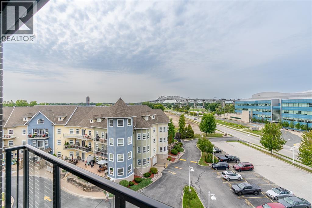 1540 VENETIAN Unit 610 photo 4
