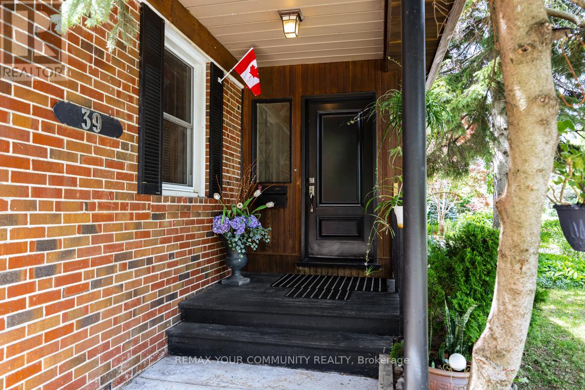 39 CADILLAC AVENUE - 3