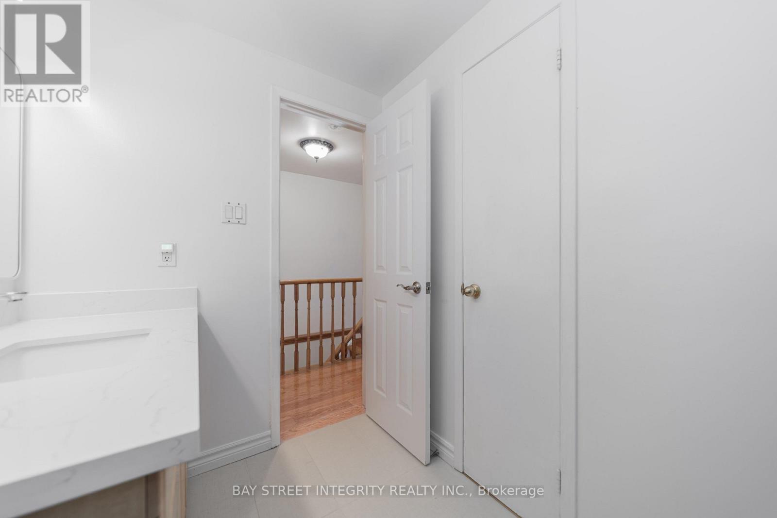 6 SANDY HAVEN DRIVE - 24