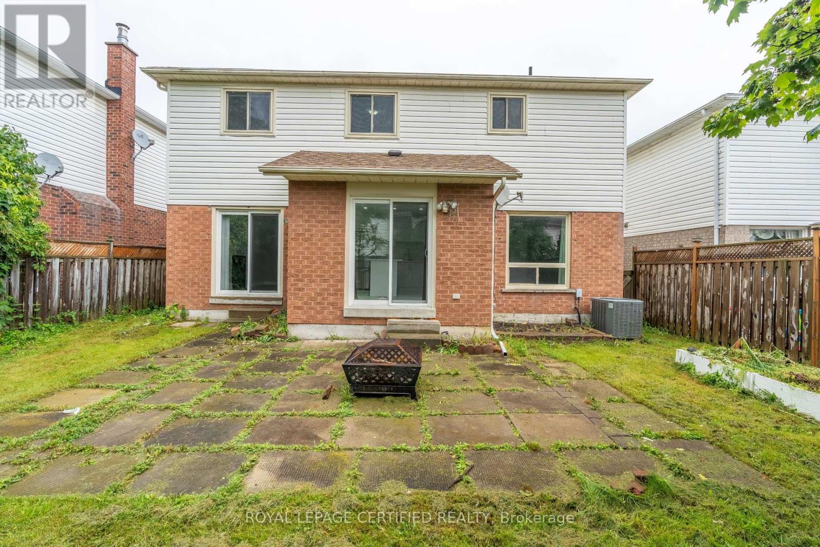 976 GRANDVIEW STREET N - 39