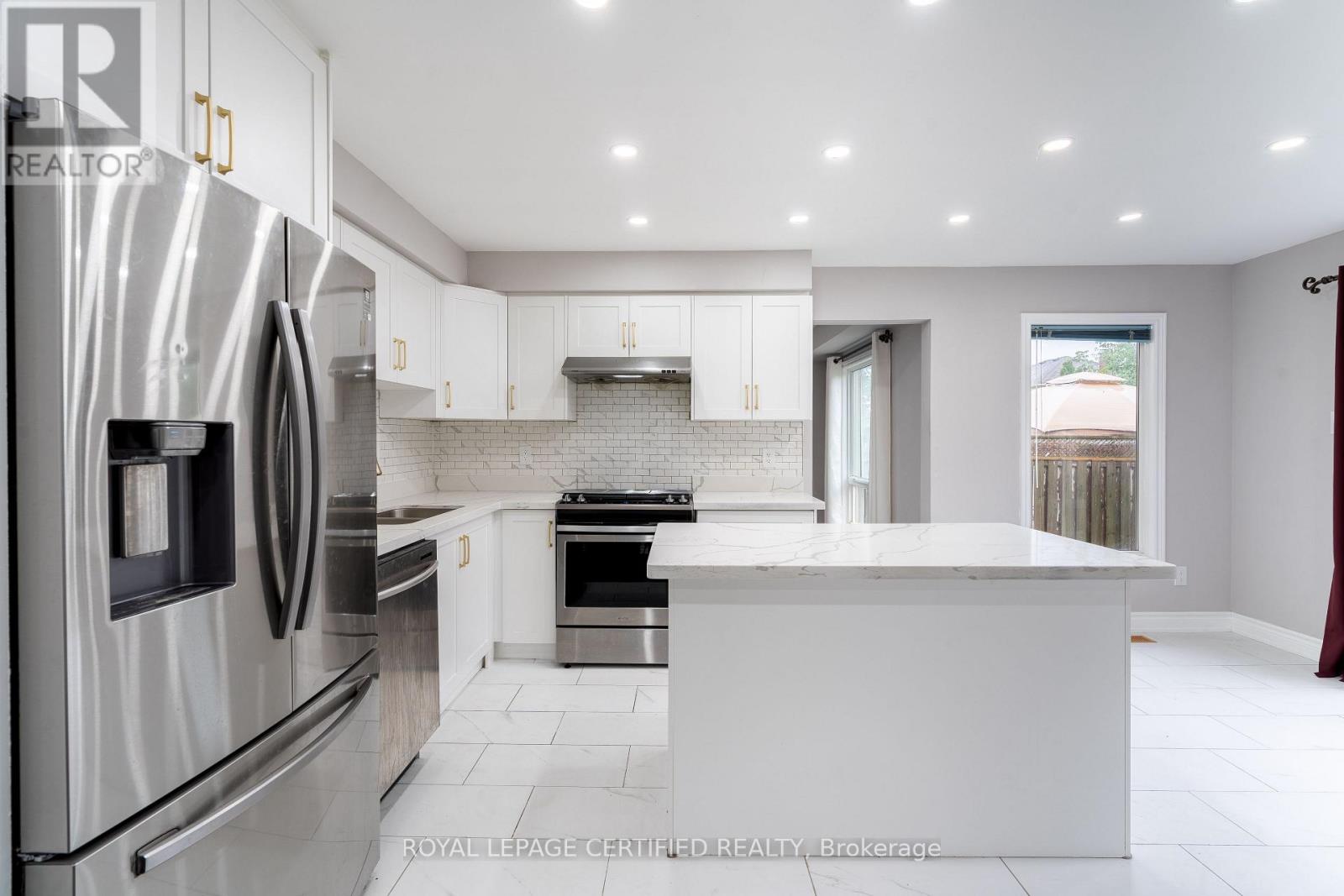 976 GRANDVIEW STREET N - 9
