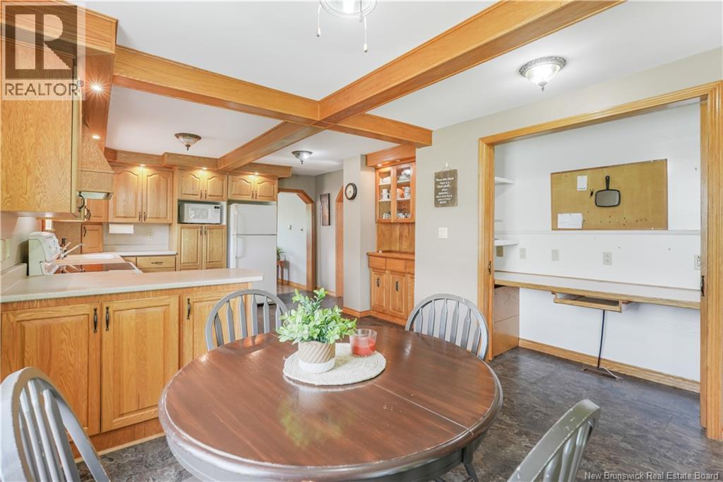 11792 Route 105 - Image 8