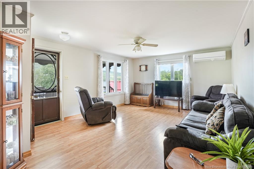 11792 Route 105 - Image 15