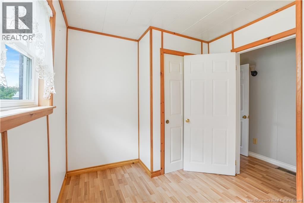 11792 Route 105 - Image 24