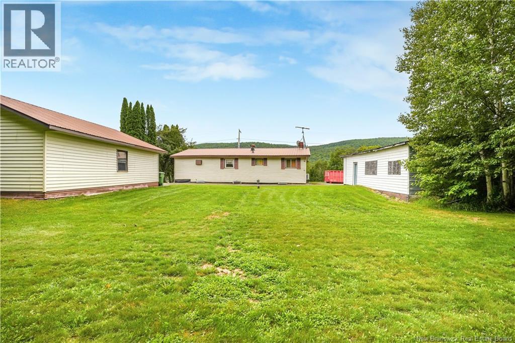 11792 Route 105 - Image 30