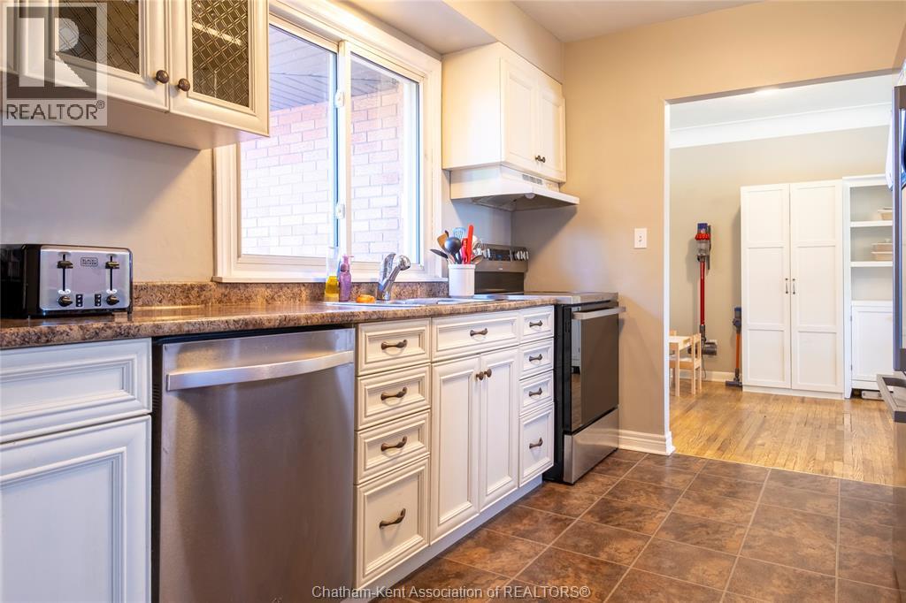 35 Crystal DRIVE - Image 10