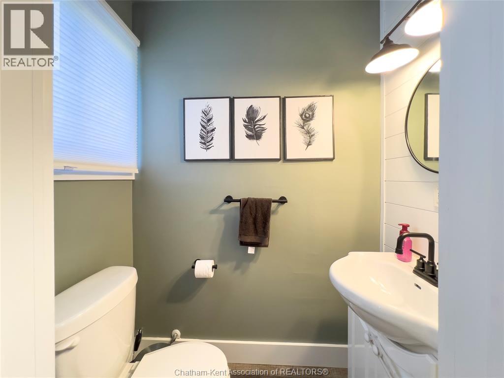 35 Crystal DRIVE - Image 24