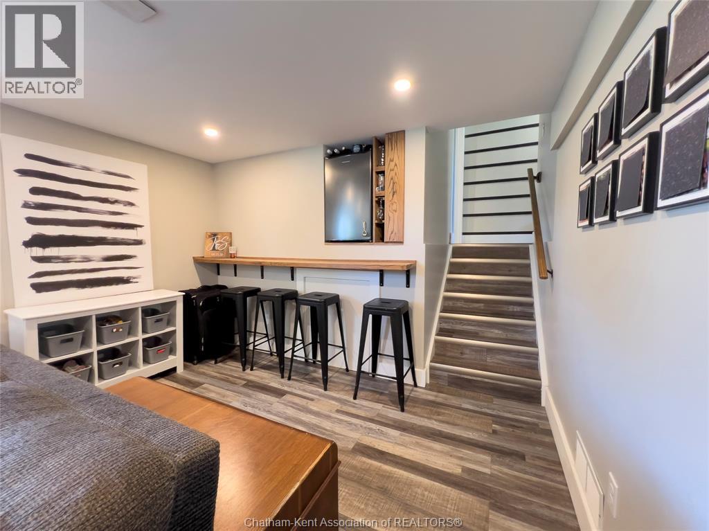 35 Crystal DRIVE - Image 27