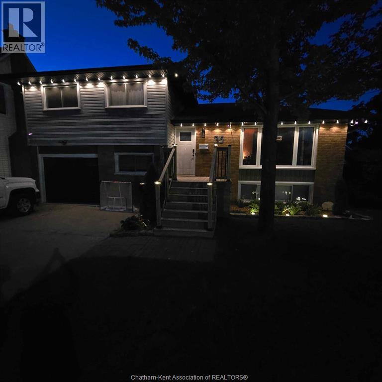 35 Crystal DRIVE - Image 40