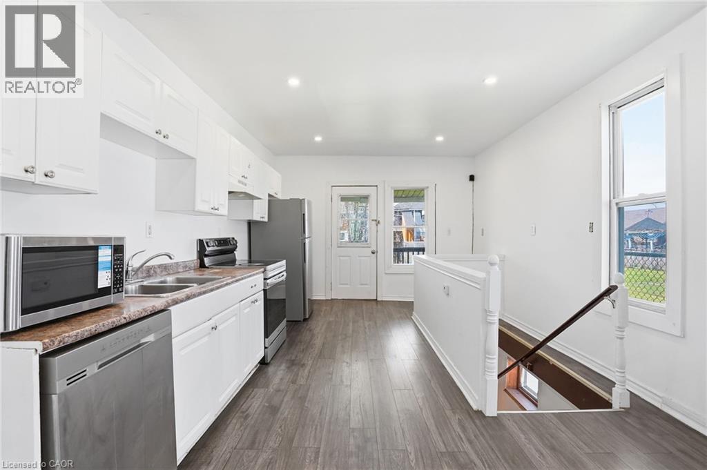 5671 DESSON Avenue - Image 16