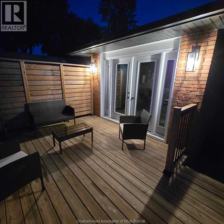 35 Crystal DRIVE - Image 42