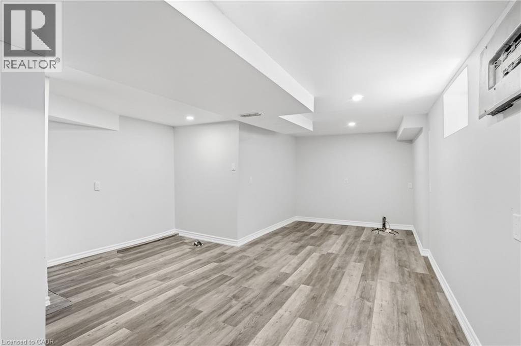 5671 DESSON Avenue - Image 27