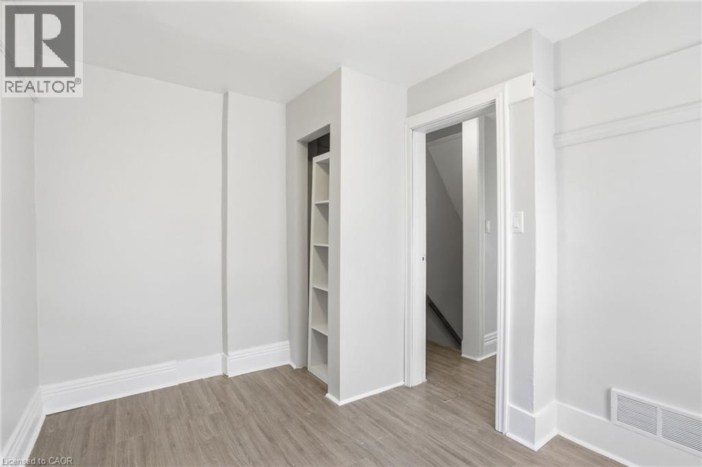 5671 DESSON Avenue - Image 21