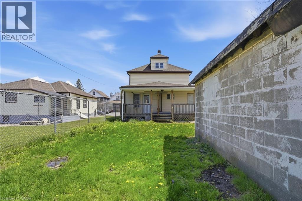 5671 DESSON Avenue - 45