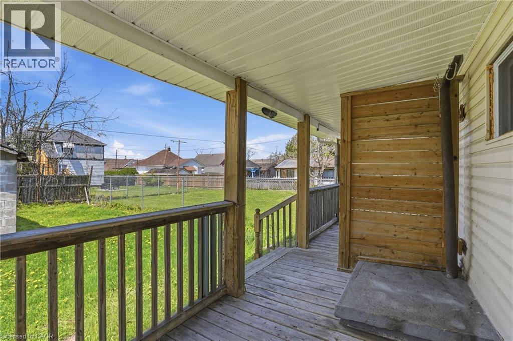 5671 DESSON Avenue - Image 42