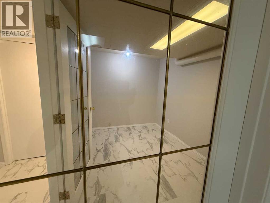 2725 57B Avenue - Photo 16