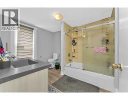 421 Elm Avenue, Windsor, ON N9A5H2 Photo 17