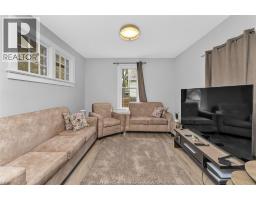 Dining room - 421 Elm Avenue, Windsor, ON N9A5H2 Photo 9