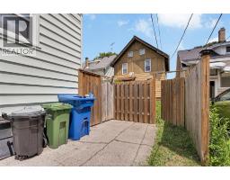 421 Elm Avenue, Windsor, ON N9A5H2 Photo 23