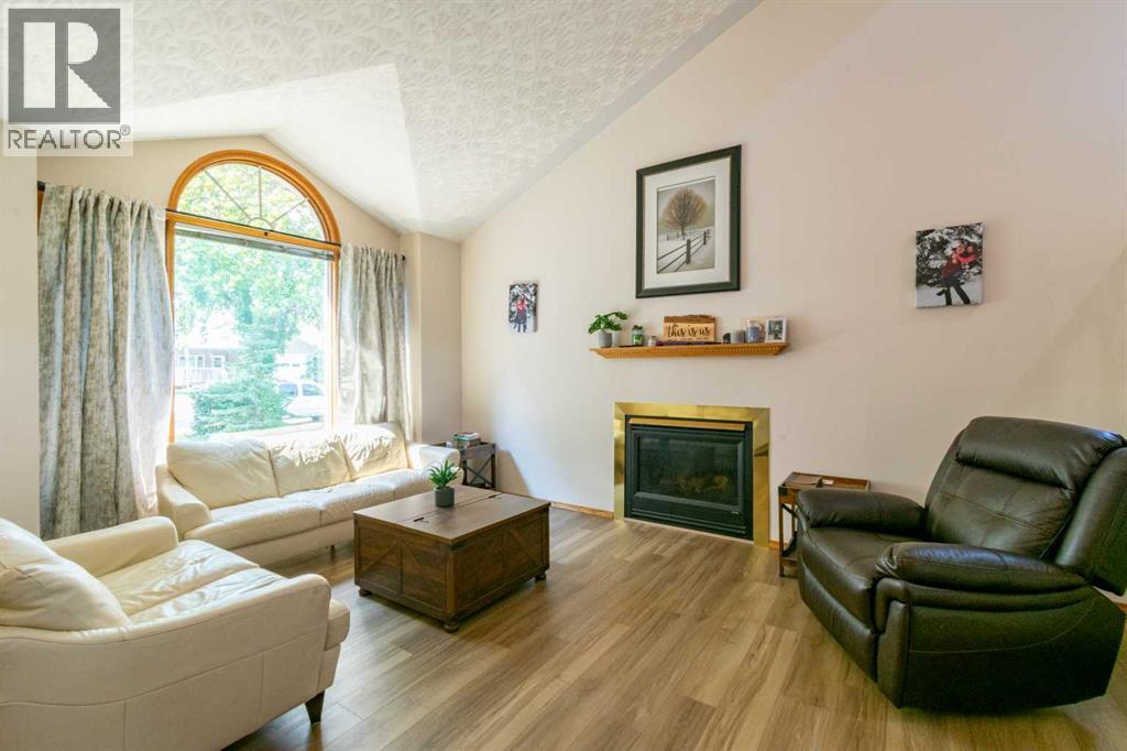 4907 53 Street - Photo 7