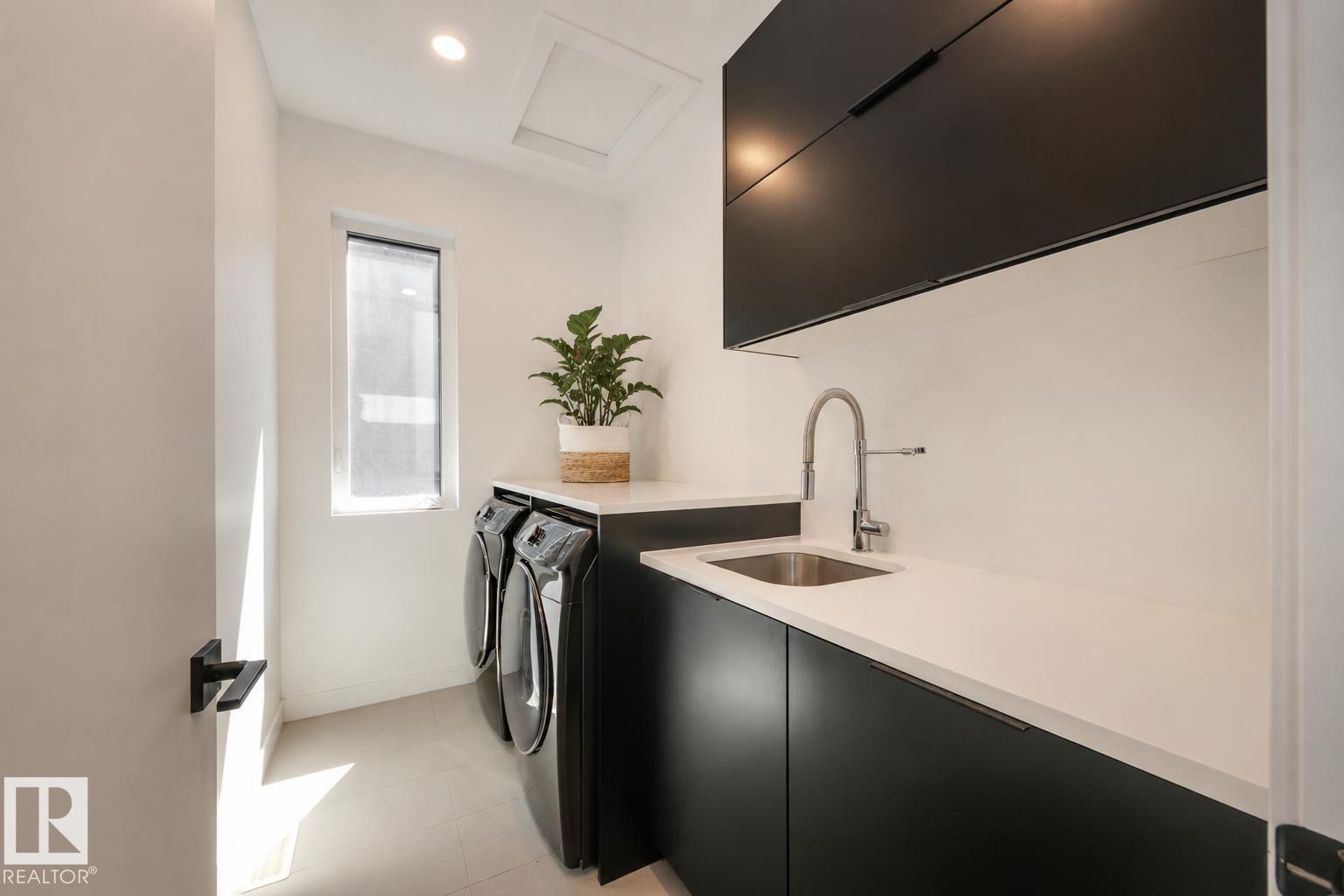 9108 117 Street NW - 30