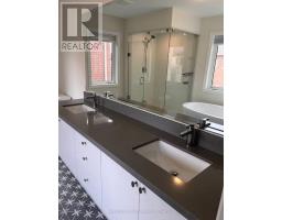 25 Garrett Styles Drive, Georgina, ON L4P0J1 Photo 30