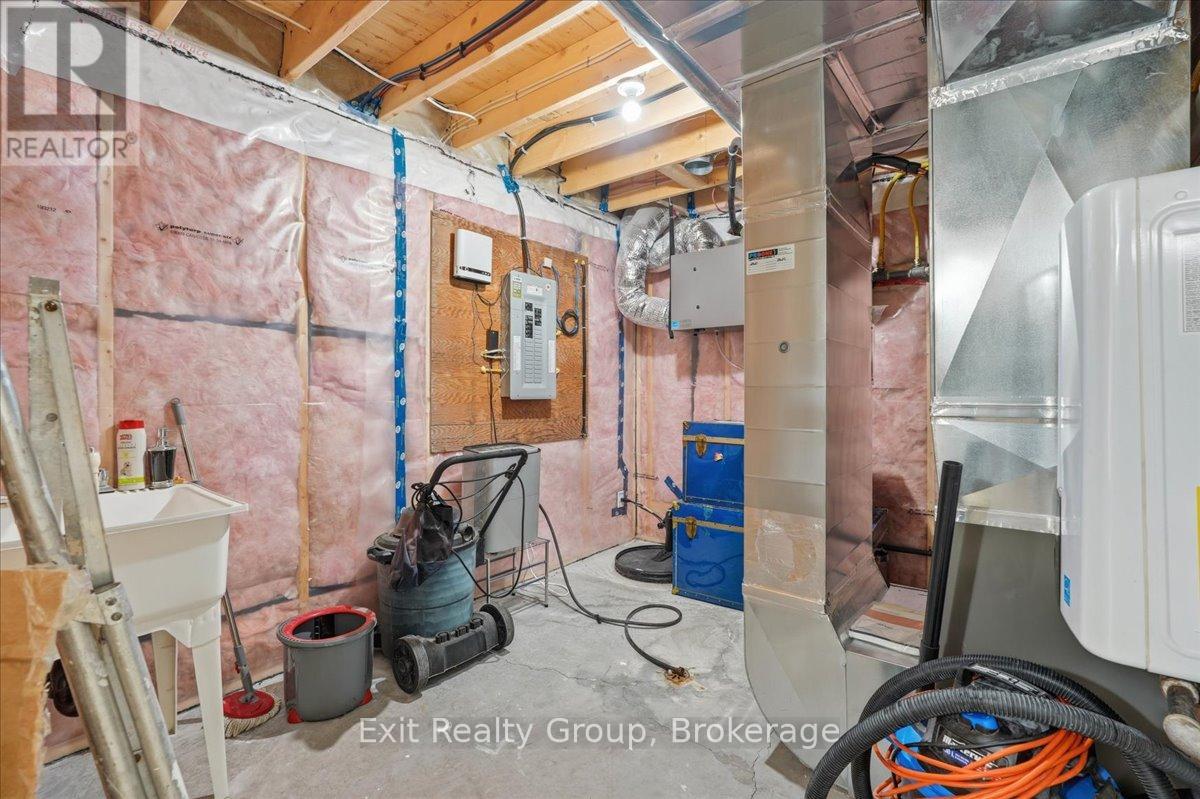 30 SANDHU CRESCENT - Image 23