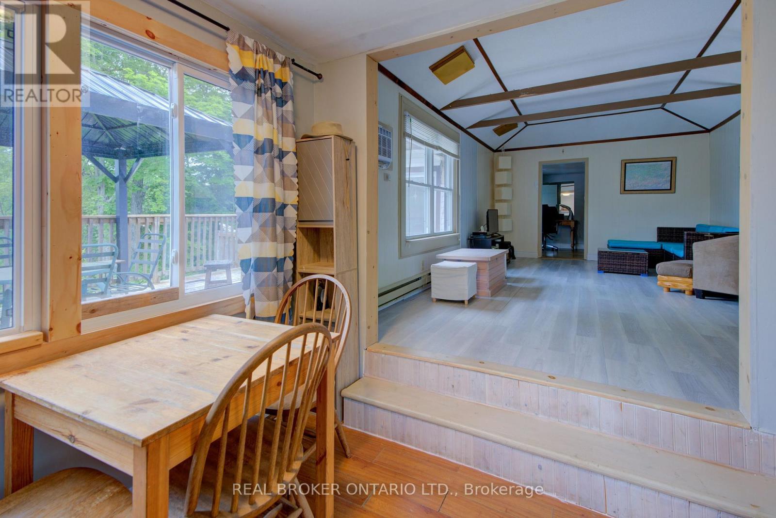 1180 GUIGUE ROAD - 26