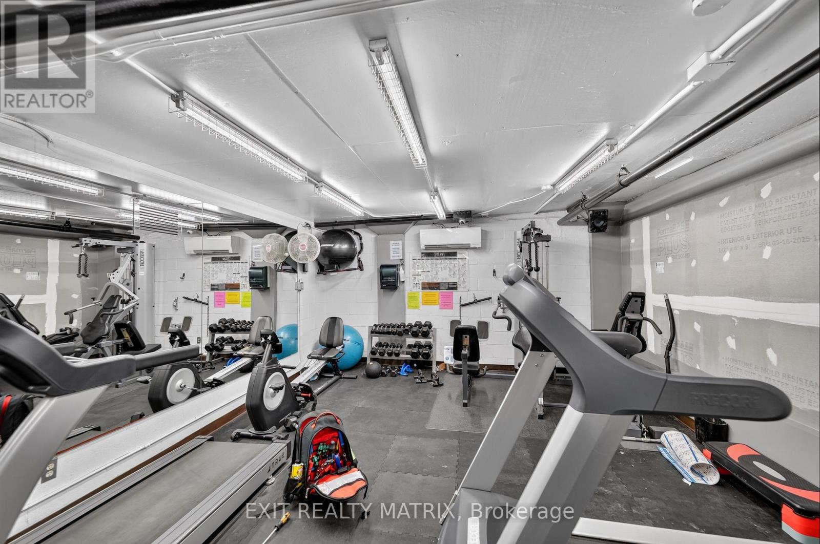 #1204 158 B MCARTHUR AVENUE - 27