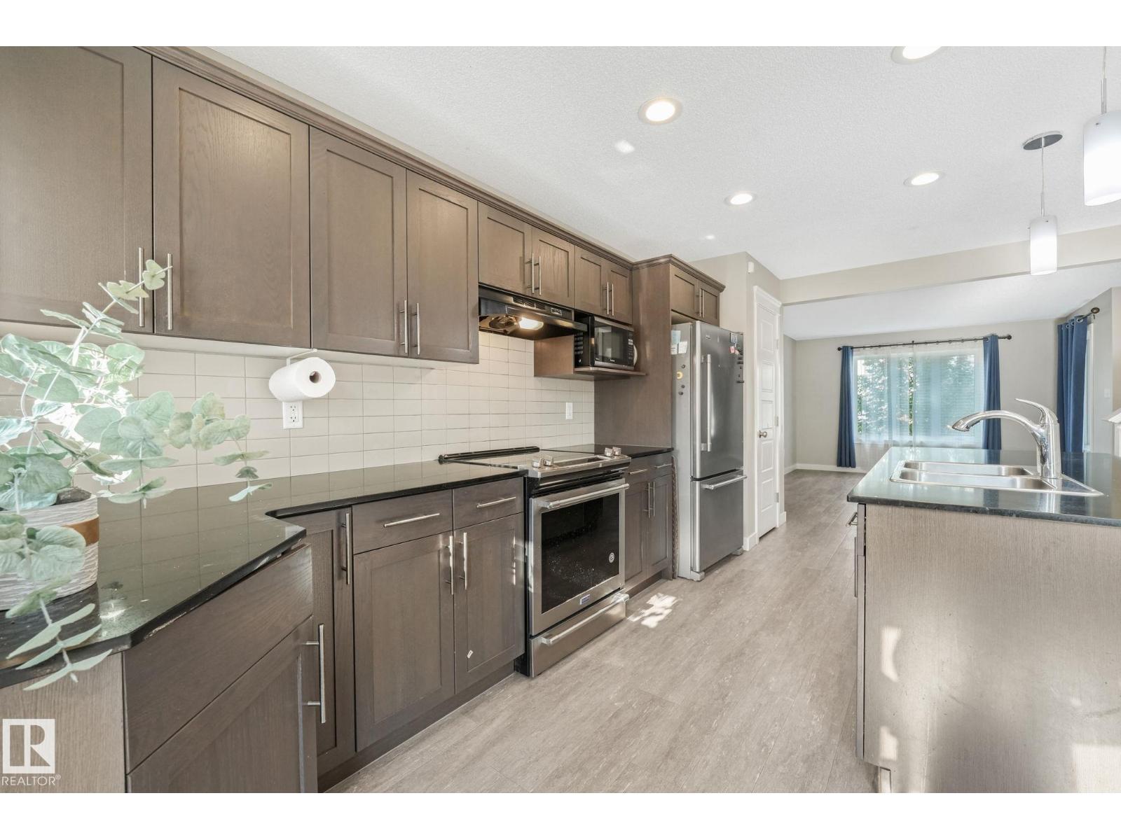 1251 163 ST SW - 17
