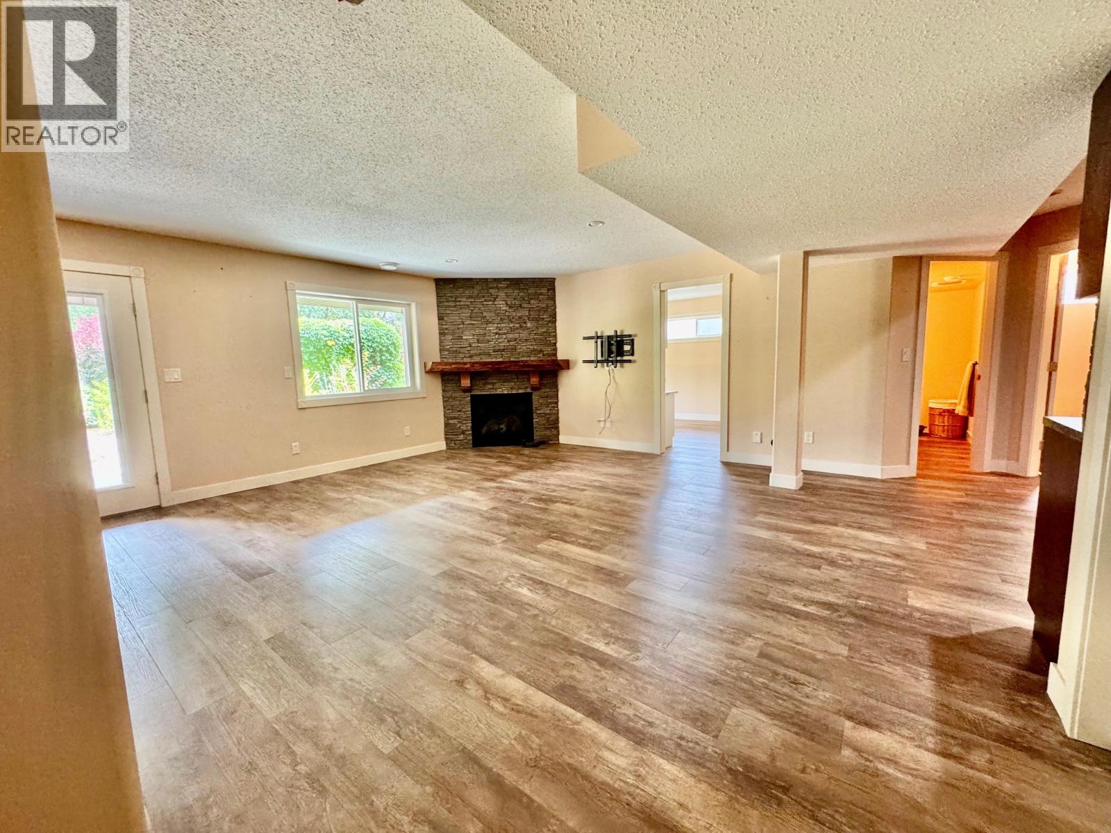 4147 4th Street - Image 96
