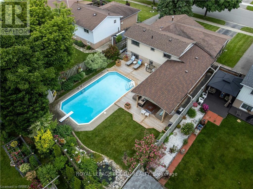 60 WOODLAWN AVENUE