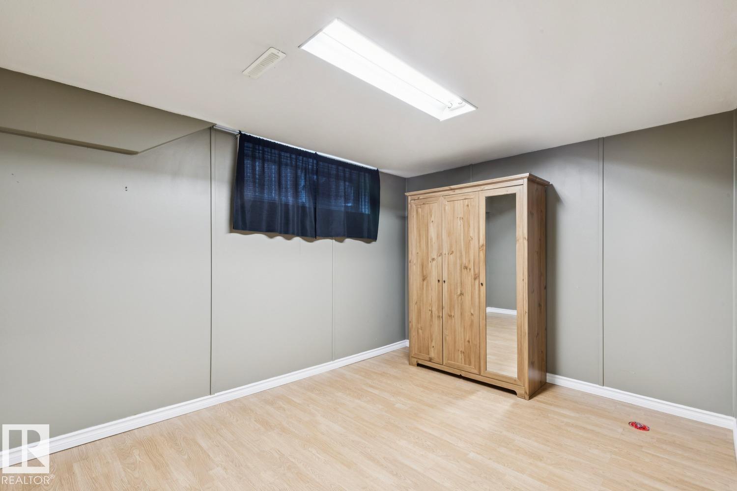 10151 71 ST NW - 25