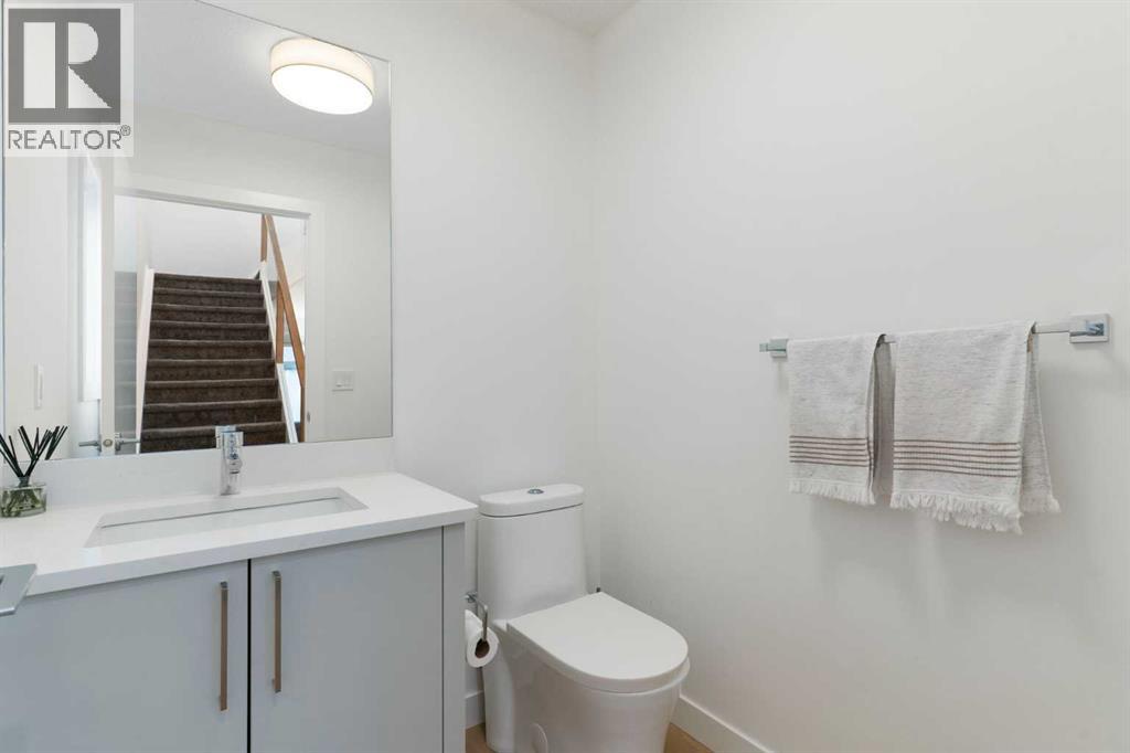 2507 17 Street NW - Image 18