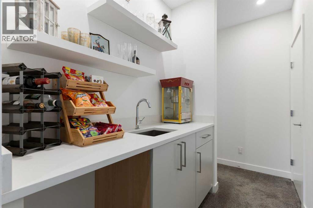 2507 17 Street NW - Image 38