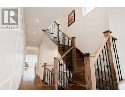 40 Frederick Pearson Street, East Gwillimbury, ON L9N0R8 Photo 15