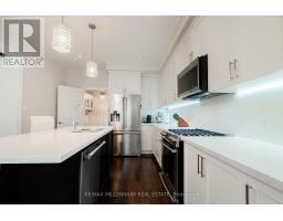 40 Frederick Pearson Street, East Gwillimbury, ON L9N0R8 Photo 11