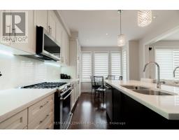 40 Frederick Pearson Street, East Gwillimbury, ON L9N0R8 Photo 12