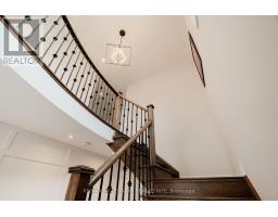 40 Frederick Pearson Street, East Gwillimbury, ON L9N0R8 Photo 16